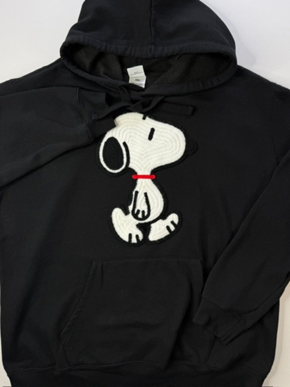 Peanuts Crochet Embroidered Snoopy Black Hoodie Sweatshirt XXL Classic Cartoon - Picture 2 of 11